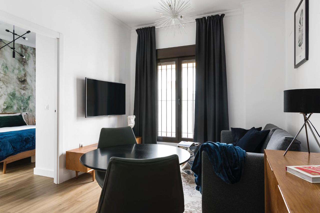 Apartamento San Juan, Parking Privado Jerez de la Frontera Buitenkant foto