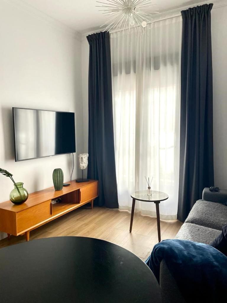 Apartamento San Juan, Parking Privado Jerez de la Frontera Buitenkant foto