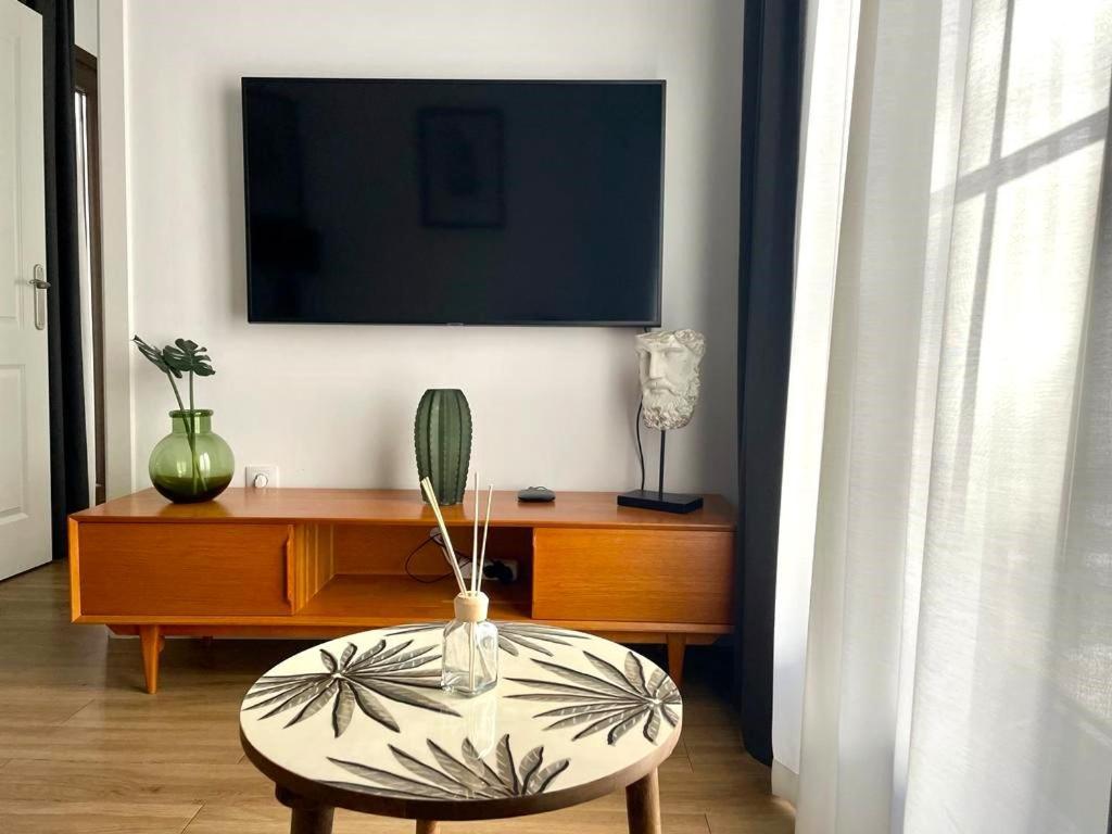 Apartamento San Juan, Parking Privado Jerez de la Frontera Buitenkant foto